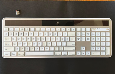 Logitech K750 Solar Keyboard Mac w/ USB Receiver For Parts Not Working