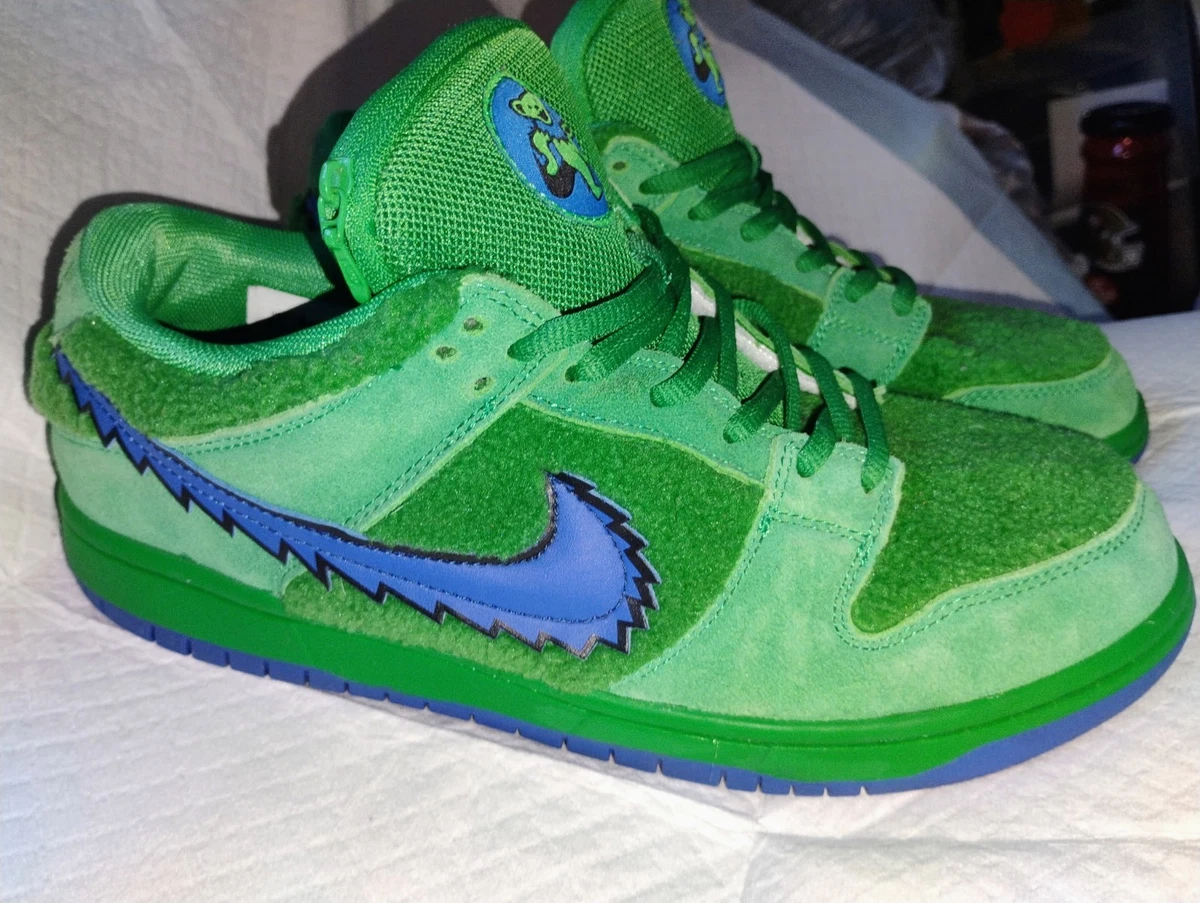 Nike Dunk SB Low Green for Sale | Authenticity Guaranteed | eBay
