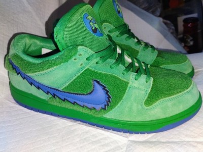 Nike SB Dunk Low x Grateful Dead Green Bear Suede Low Top CJ5378-300 2020