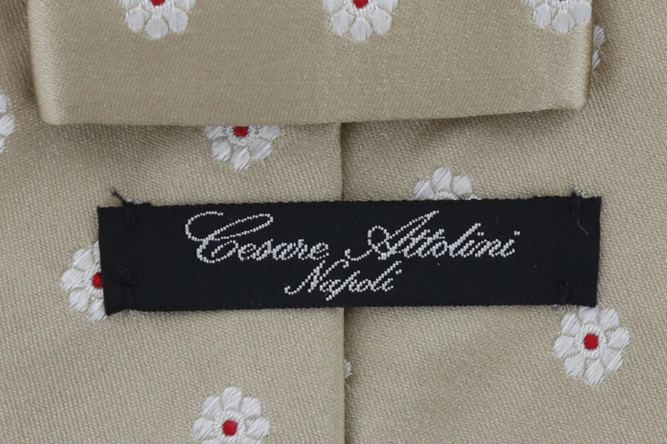 Cesare Attolini Beige Floral Silk Tie (1513) - Image 3 of 4