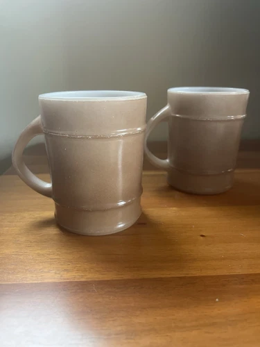 Set Of 2 Fire King ANCHOR HOCKING Mugs