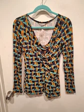 Cabi NWT Women's Artsy Geometric Drape Neck Long Sleeve Top Sz S Y2K Colorful 