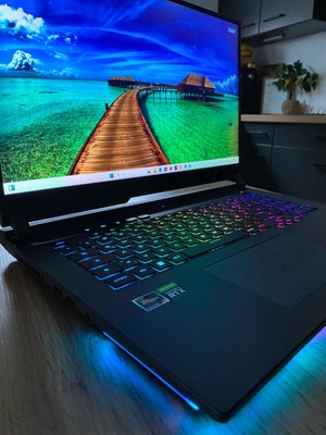 Gaming ASUS ROG Strix, 17,3 Zoll Display, 16GB RAM, GeForce 3070, 1 TB SSD!