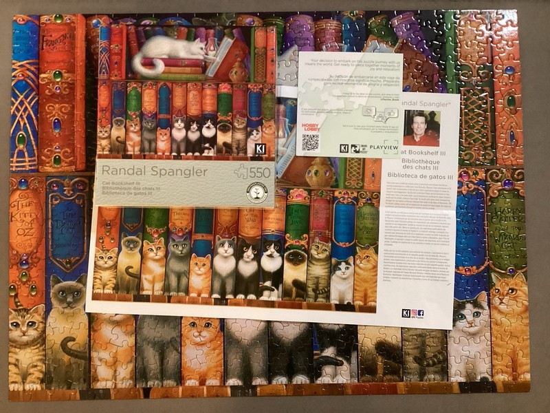 Karmen International Cat Bookshelf III Randal Spangler 550 Piece Jigsaw Puzzle