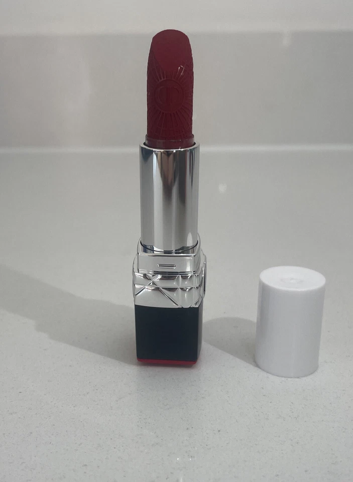 Dior Rouge Dior Lippenstift in 965 Rouge Fortune Samt - 3,5 g Probe in voller Größe