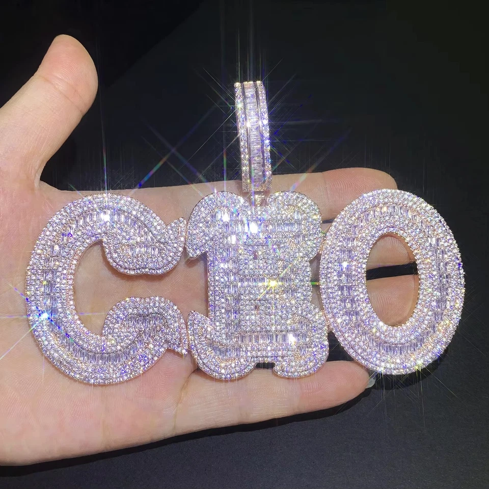 Collar Colgante 5AAA+ CIRCONITA CÚBICA Completo Ice Out Hop Hip Bling Personalizado Letra Grande Nombre Foto 3 de 4