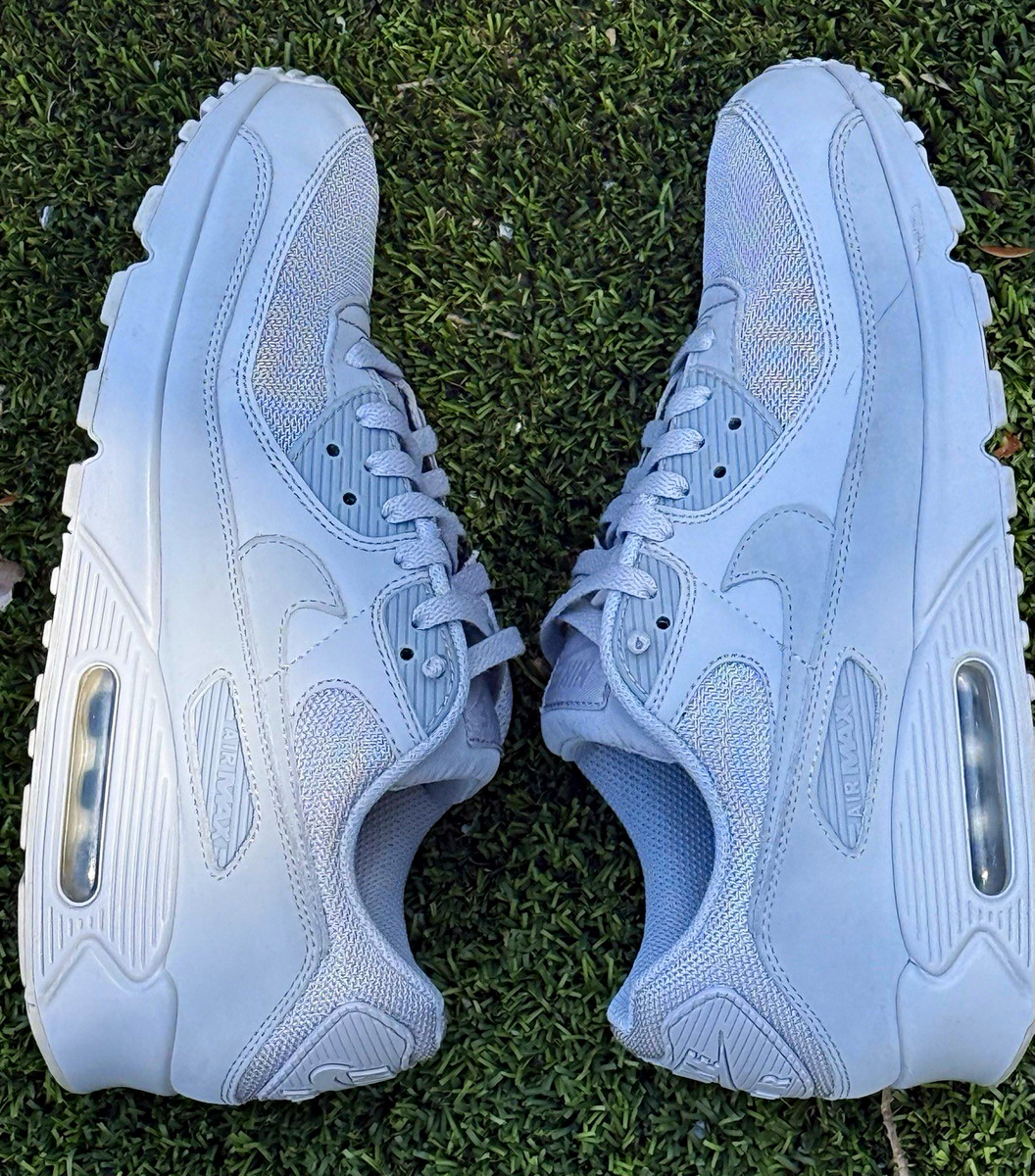 Nike Air Max 90 Triple Grey Wolf Grey Men’s Low Top Lace-Up Sneakers CN8490-001 — product photo 1 of 9