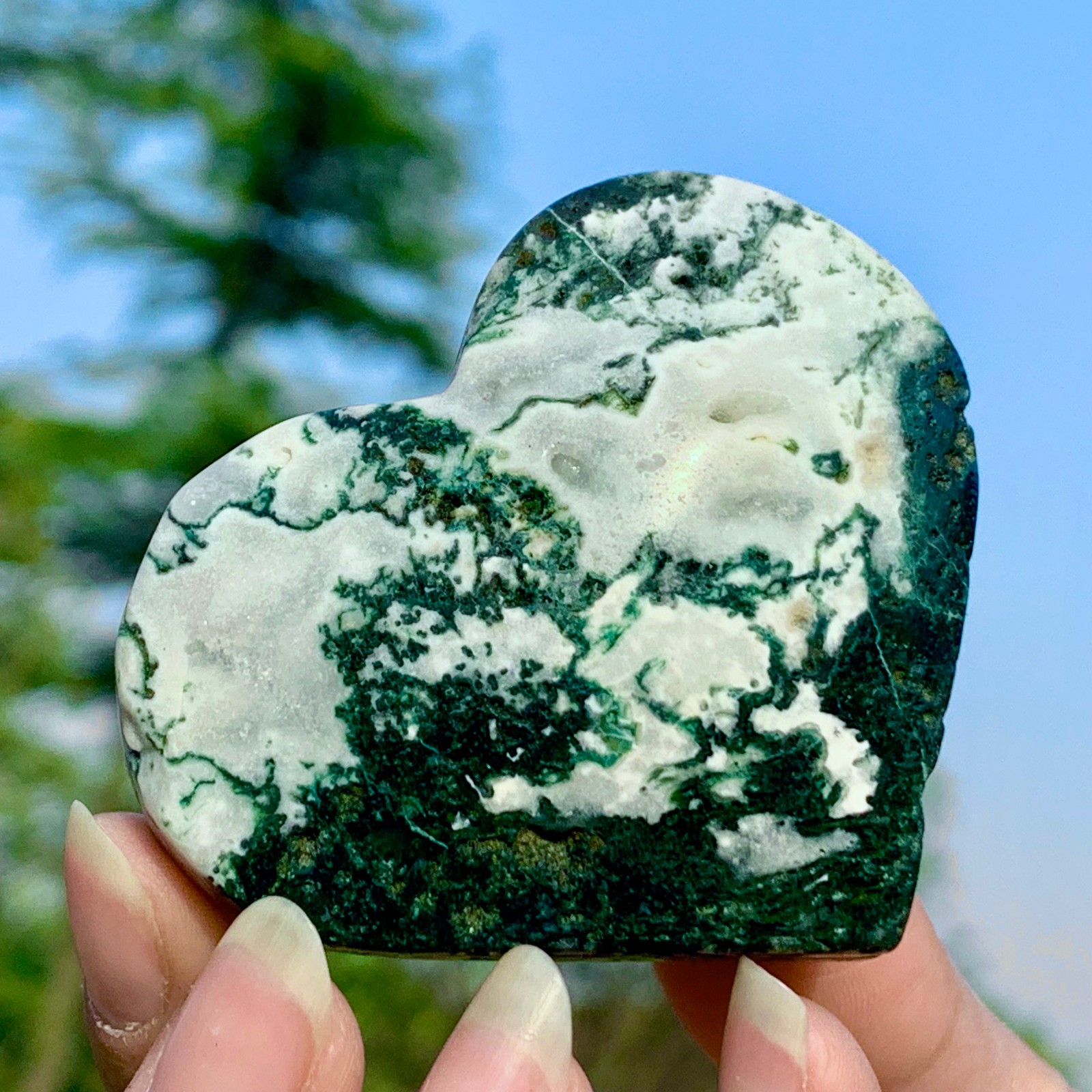 104G Natural Moss Agate Hand Carved Heart-shaped Crystal Quartz Decor Healing