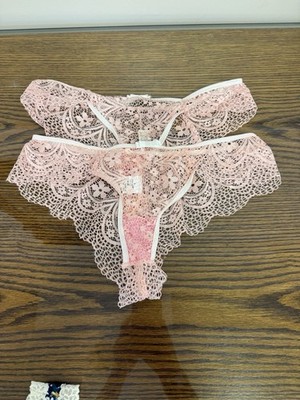 Women s  2- Thongs Lave NWOT Size large