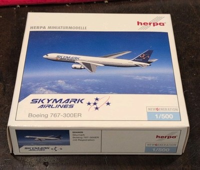 Herpa Wings Skymark Airlines Boeing 767-300ER-#504409-1:500-New Old Store Stock
