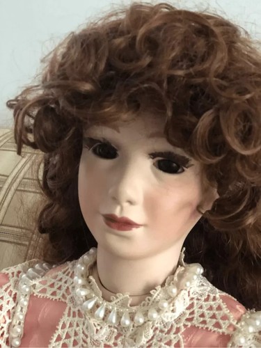 Darlene Lane Künstlerpuppe Biskuit Scarlett 25 Zoll - Bild 8 von 12