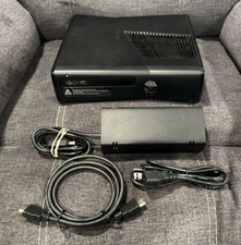 Official Microsoft Xbox 360 S Slim Trinity 10.83A 250GB Console w Wires! ~ LQQK