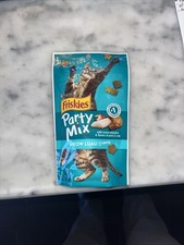 Purina Friskies Cat Treats, Party Mix Meow Luau Crunch