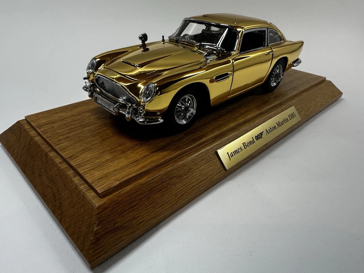 1964 Aston Martin DB5 | The Concorso d'Eleganza Villa d'Este Auction