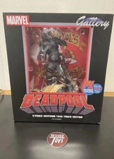 Deadpool X Force Uniform Taco Truck Edition, Gallery Exclusive,  Diamond Select