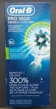 Oral-B Pro 1000 Rechargeable Electric Toothbrush Cross Action Braun WORN BOX SEE