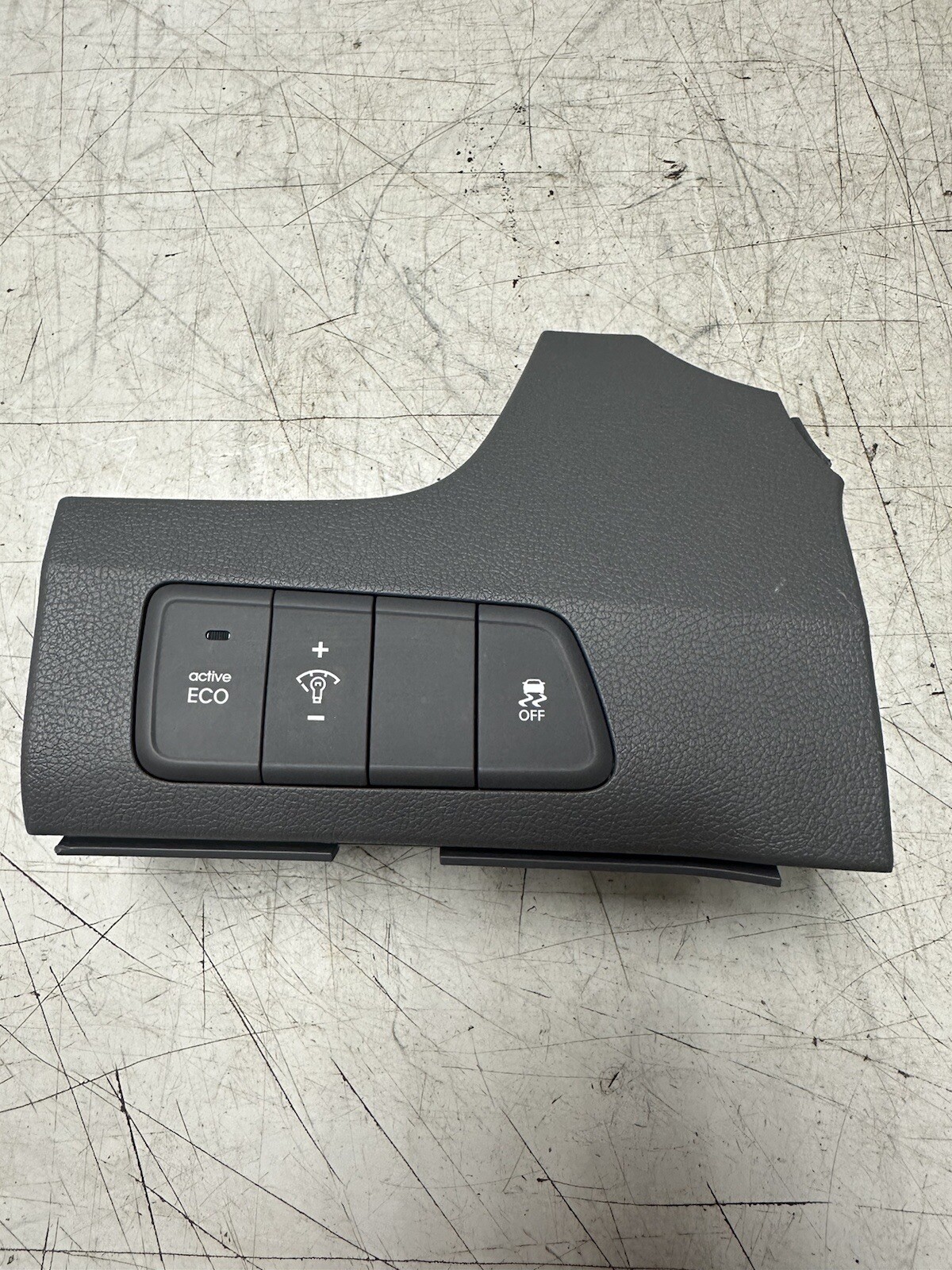 Picture 1 of 6