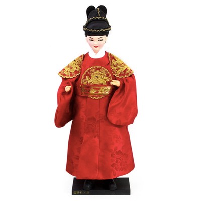 the king hanbok