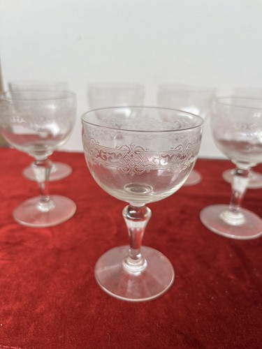Lot of 9 Baccarat Engraved Crystal White Wine Glasses - Picture 4 of 11