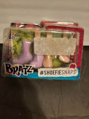 BRATZ SHOEFIESNAPS FASHION Pink Heels Purple Boots ~ Packages Show Wear ~ NEW