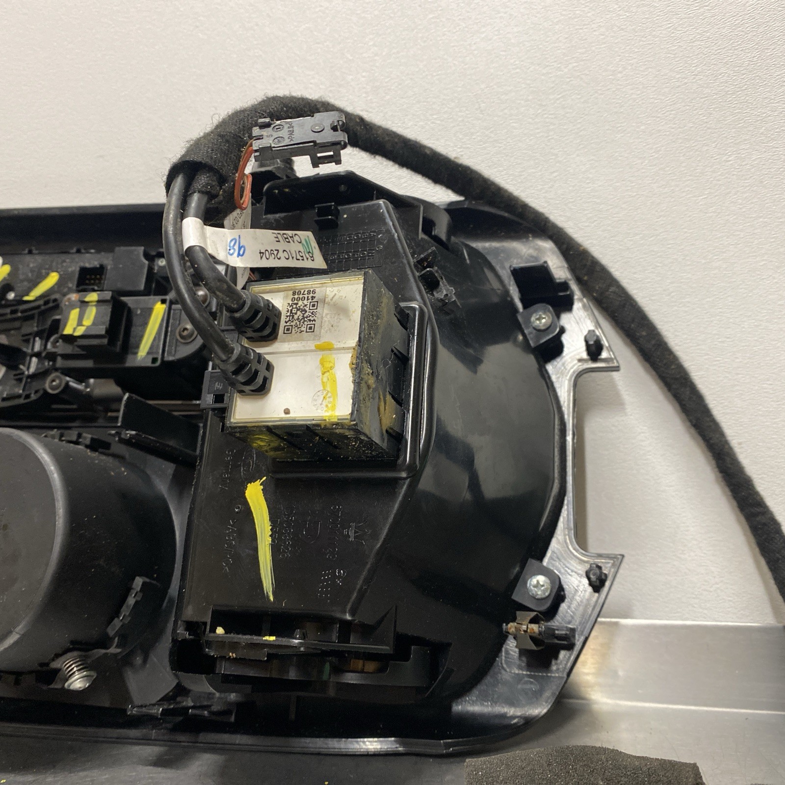 Maserati Ghibli 2014-2017 Center console molding