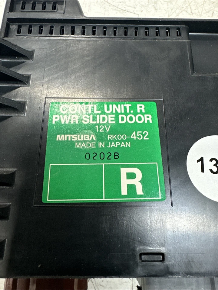 Módulo de control de puerta corredera eléctrica derecha Honda Odyssey OEM 2005-2010 Mitsuba Foto 4 de 4
