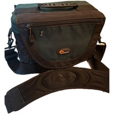 Lowepro Nova 4 All Weather Camera Shoulder Bag In Great Condition Gently Used