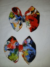 Girls 2pc Fabric Bow Hair Clips/Barrettes Multicolor Floral One Size