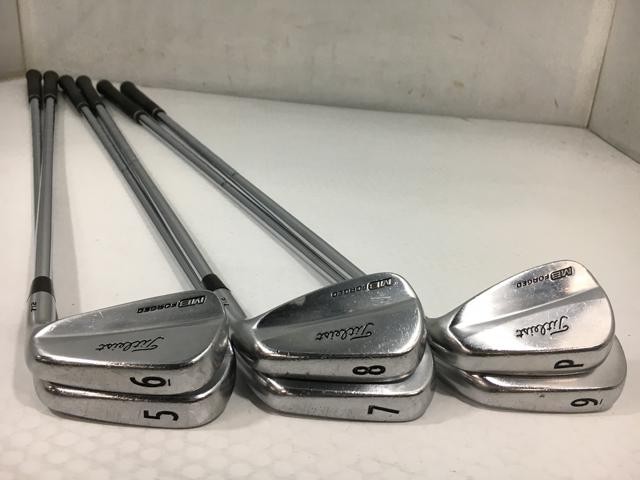 Titleist MB 712 Forged Iron Set 5-PW with Dynamic Gold S300 Shafts Right Hand