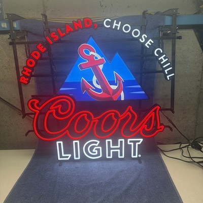 AWESOME COORS LIGHT BEER RHODE ISLAND LIGHT UP LED SIGN 30” X 30