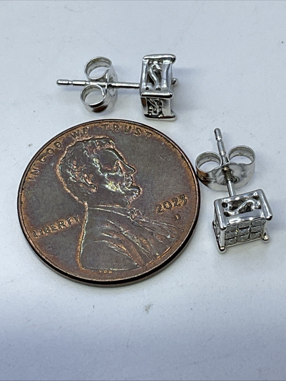 STUD Earrings Solid 14K White Gold Invisible Set … - image 14