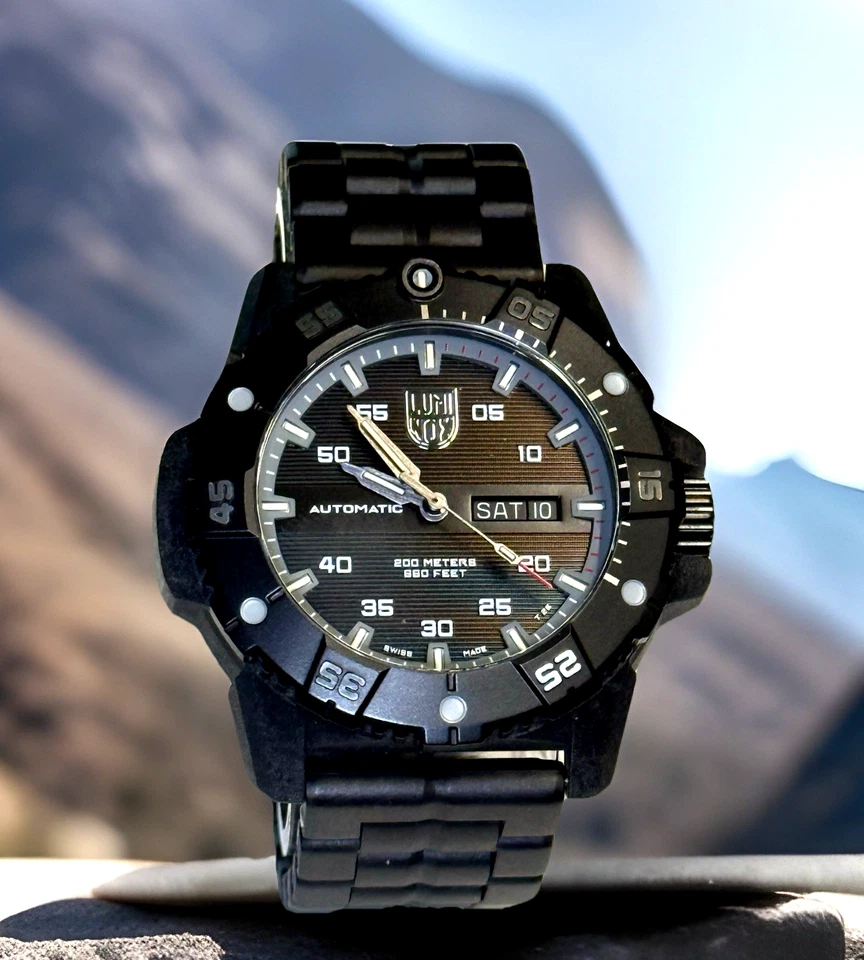 Luminox XS.3875 Master Carbon Seal Automatic With Extra Bracelet  - Image 2 of 4