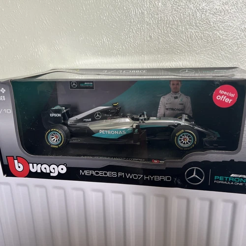 1/18 Burago Mercedes W07 Hybrid Nico Rosberg World Champion