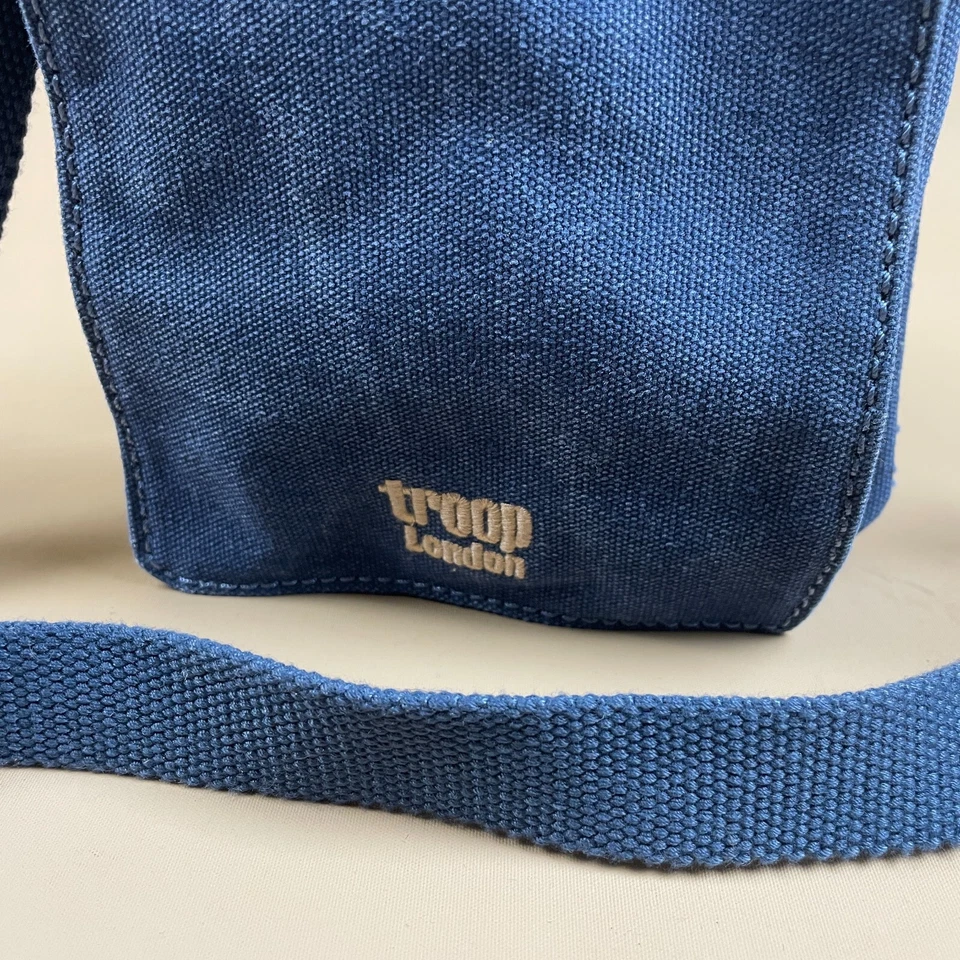 Bolso de Viaje Troop London Azul Lona Paquete Lateral Bandolera Correa Pequeña Mini Bolsa Foto 2 de 4