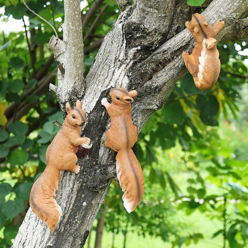 Handcrafted Resin Squirrel Figurine on Pinecone Woodland Animals Squirrel - Picture 4 of 6