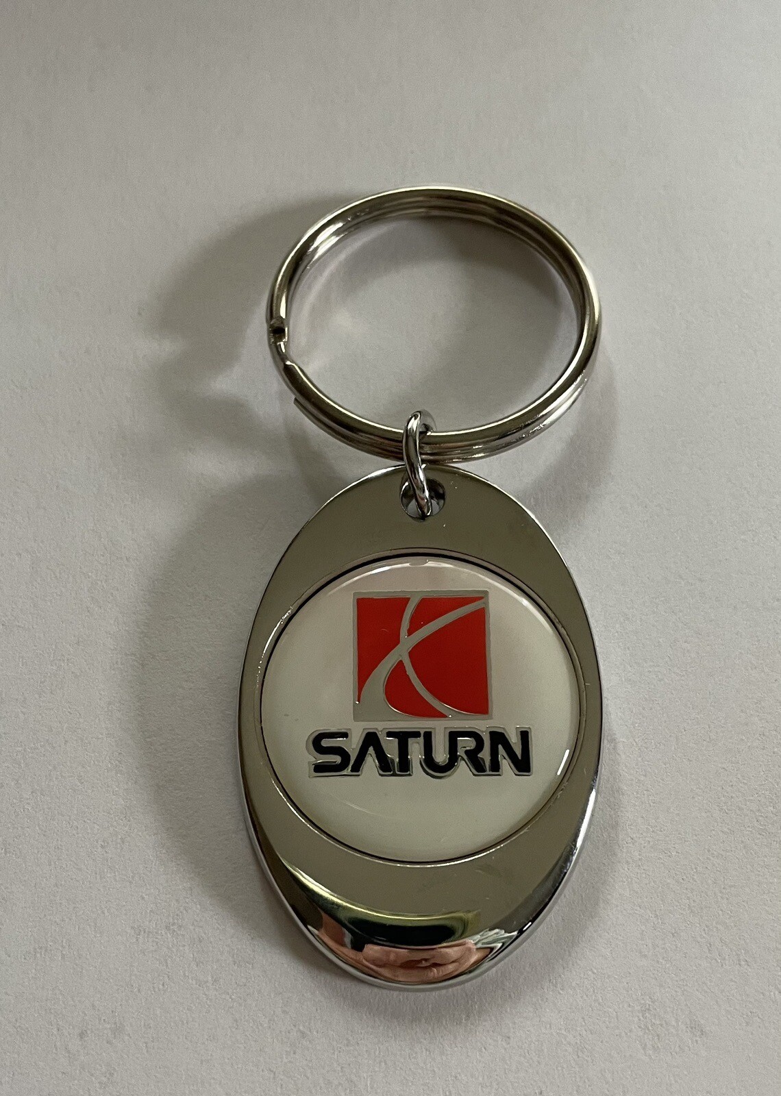 Saturn Keychain Lightweight Metal Chrome Style Finish Key Chain White