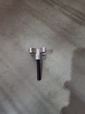 NEW, McMASTER ALUM FOUR ARM KNOB 5/16-18, 6085K13