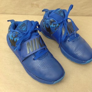 nike team hustle d8 blue camo