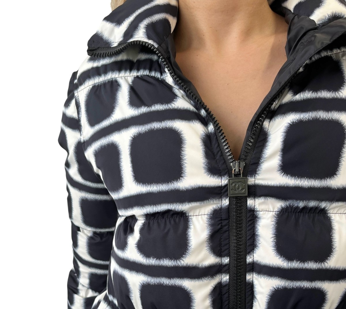 ジャケット・アウター chanel sport puffer jacket CHANEL Sport Vintage 03A CC Logo Puffer Jacket #38 Zip Button