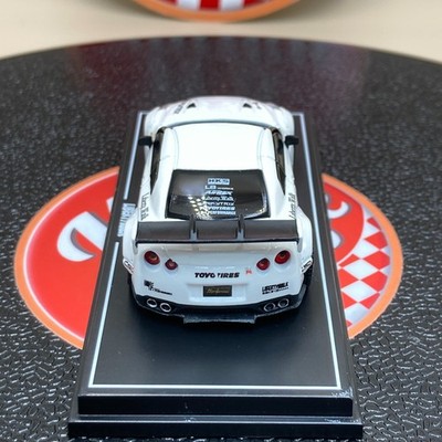 LB PERFORMANCE 1/64 Nissan GT-R (R35) White LIBERTY WALK resin