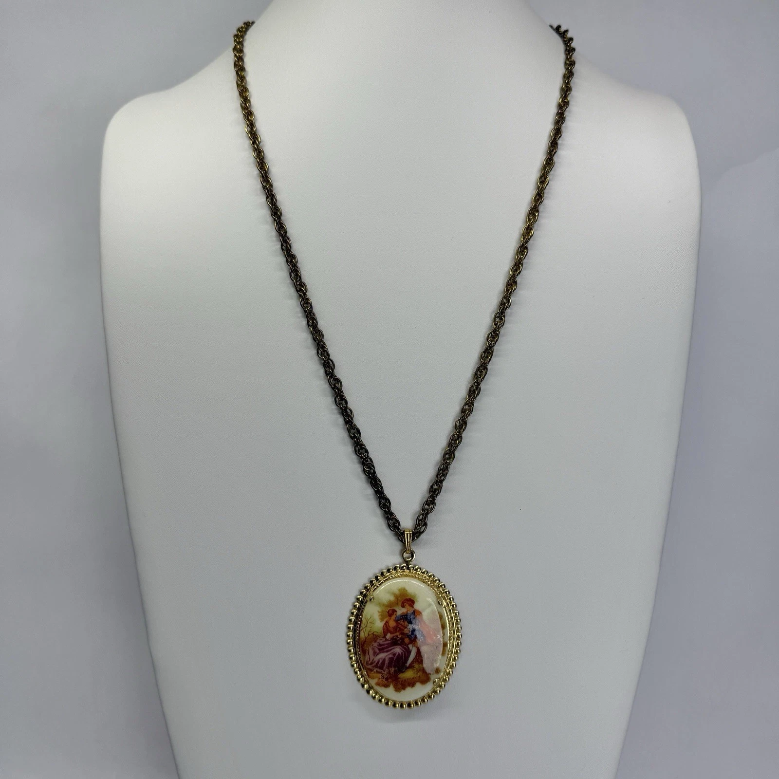 Porcelain Courting Couple Filigree Gold Tone Vintage Necklace Jewelry N259