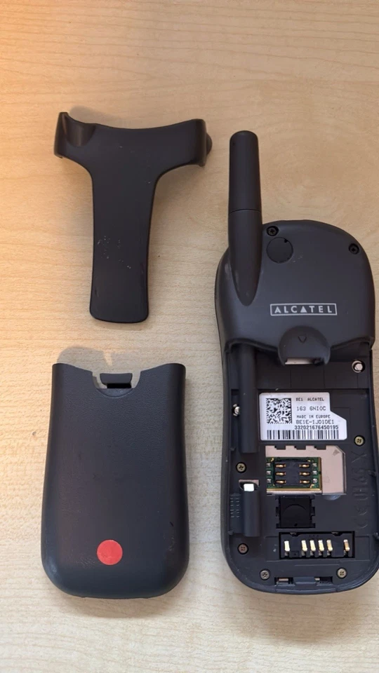 Alcatel One Touch Easy db Schwarz Gebraucht Geprüft Händler Garantie Batterien - Bild 2 von 2