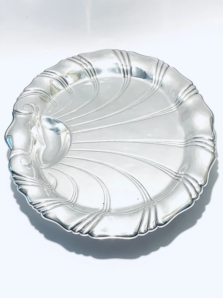 Maravillosa bandeja plateada vintage de vieiras Neptunes Rogers Bros con patas Foto 2 de 4