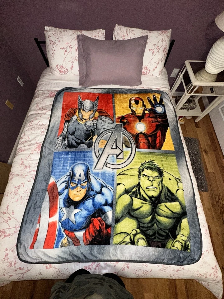 Marvel Avengers Assemble Throw Foto 4 de 4