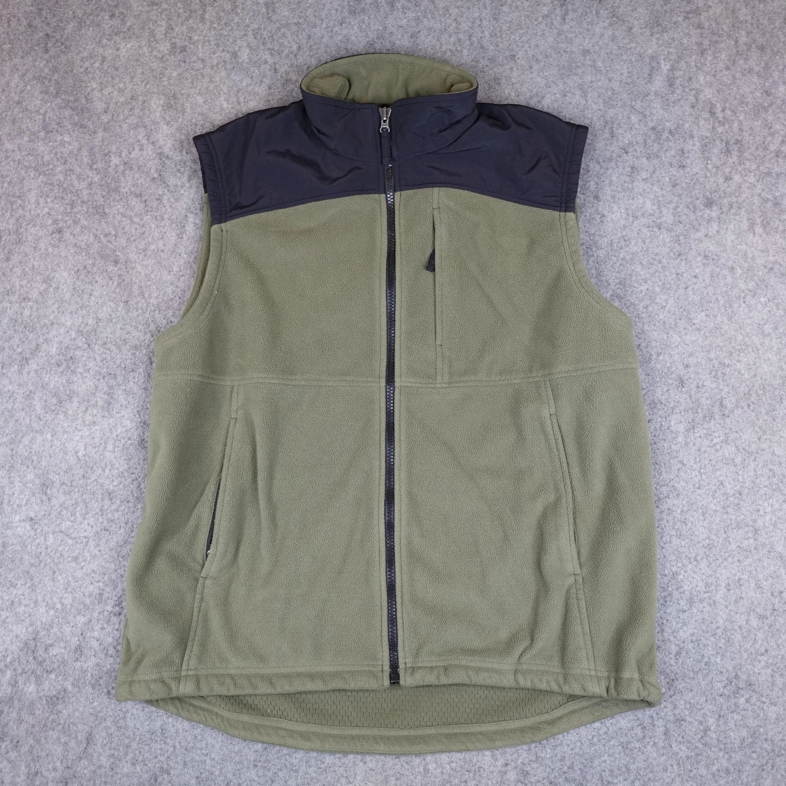 Duluth Trading Vest Mens XLT Green Full Zip Shoremans Gridlock Hiking Co XL Tall