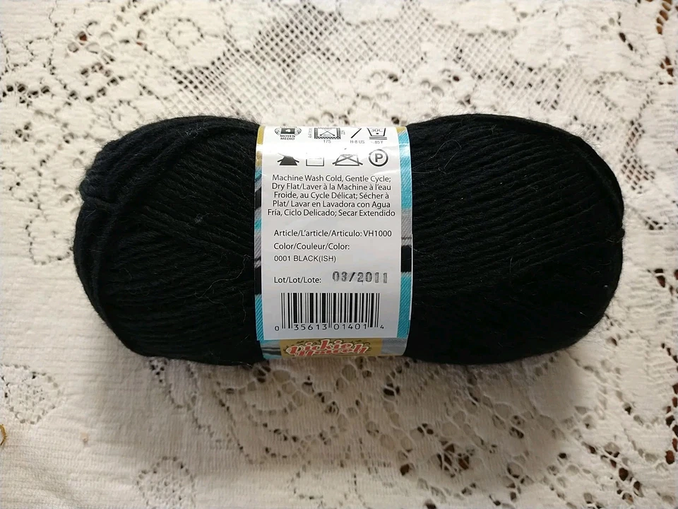 BERNAT SHEEP (ISH) VICKIE HOWELL 1 madeja NEGRO (ISH) 3 OZ mezcla de lana Foto 4 de 4
