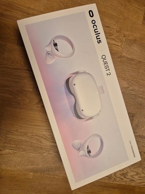 Meta Oculus Quest 2 64GB VR Headset mit zwei Controllern, gebraucht mit OVP