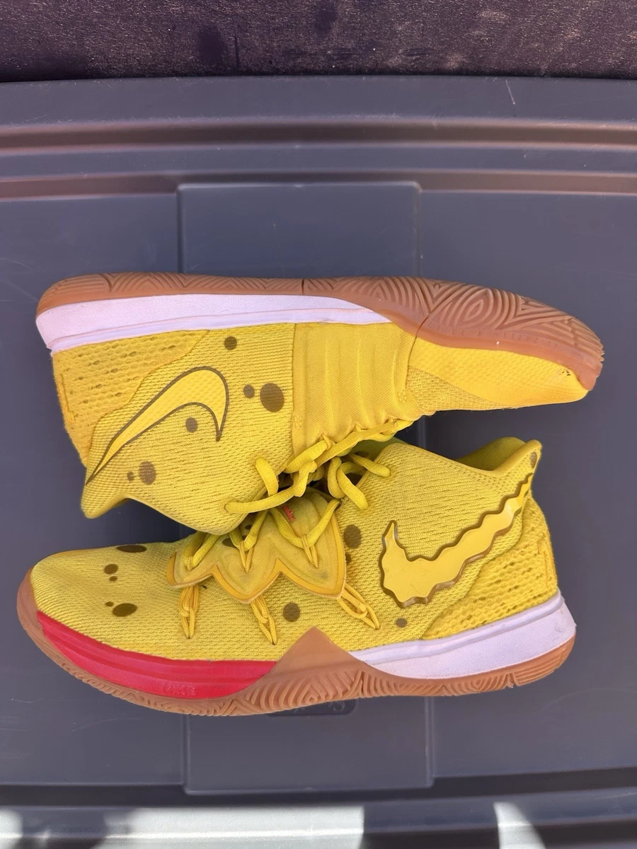 Preços baixos em Nike SpongeBob SquarePants x Kyrie 5 EP Spongebob