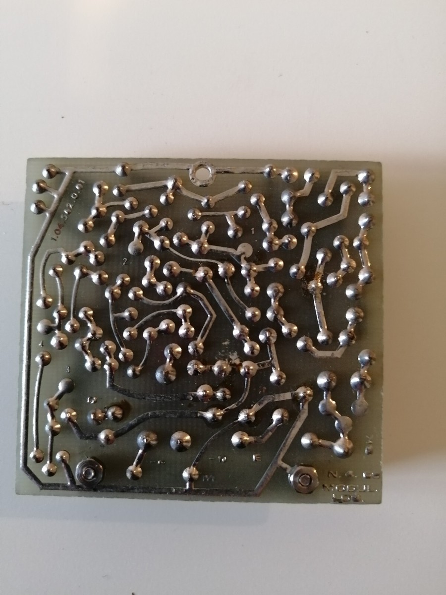 1118648_3