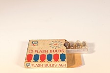 Collectible RL Clear Flash Bulbs AG 1 12 Count